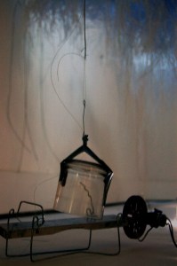 aluminium bar, swinging resonator